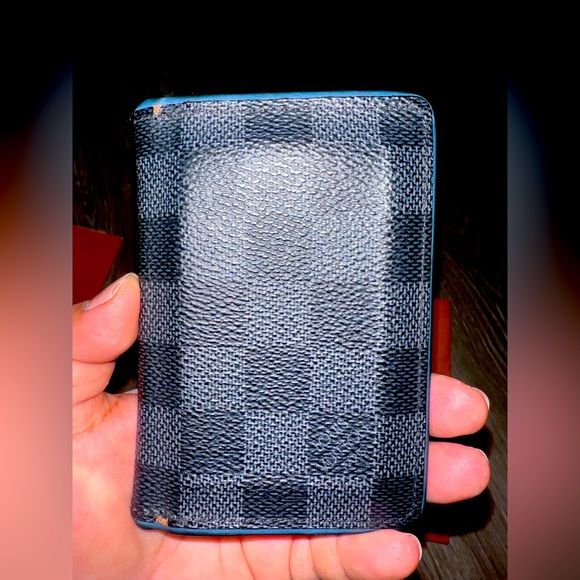 Louis Vuitton
Pocket Organizer leather small bag
Good condition
Black, Leather - Picture 1 of 10